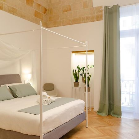 Apulialux - San Lorenzo Luxury Apartment Con Jacuzzi In Centro 브린디시 외부 사진
