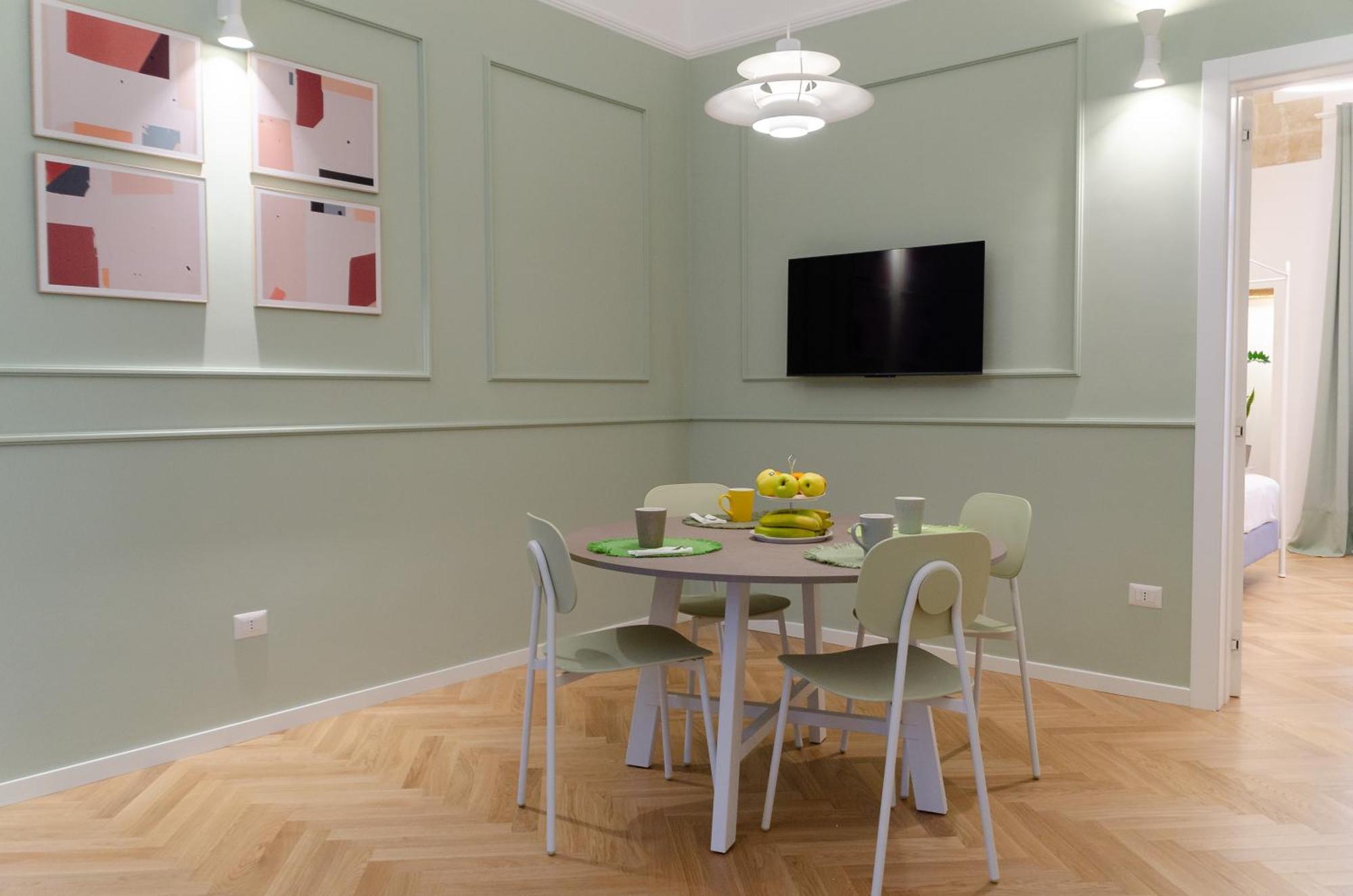 Apulialux - San Lorenzo Luxury Apartment Con Jacuzzi In Centro 브린디시 외부 사진