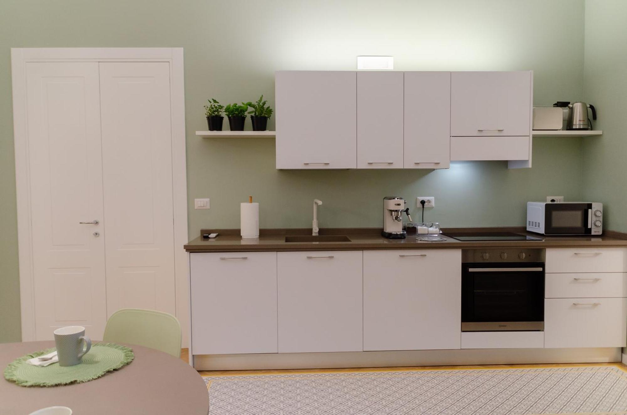 Apulialux - San Lorenzo Luxury Apartment Con Jacuzzi In Centro 브린디시 외부 사진