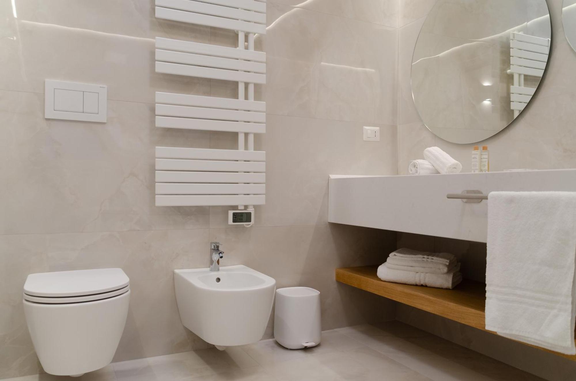 Apulialux - San Lorenzo Luxury Apartment Con Jacuzzi In Centro 브린디시 외부 사진