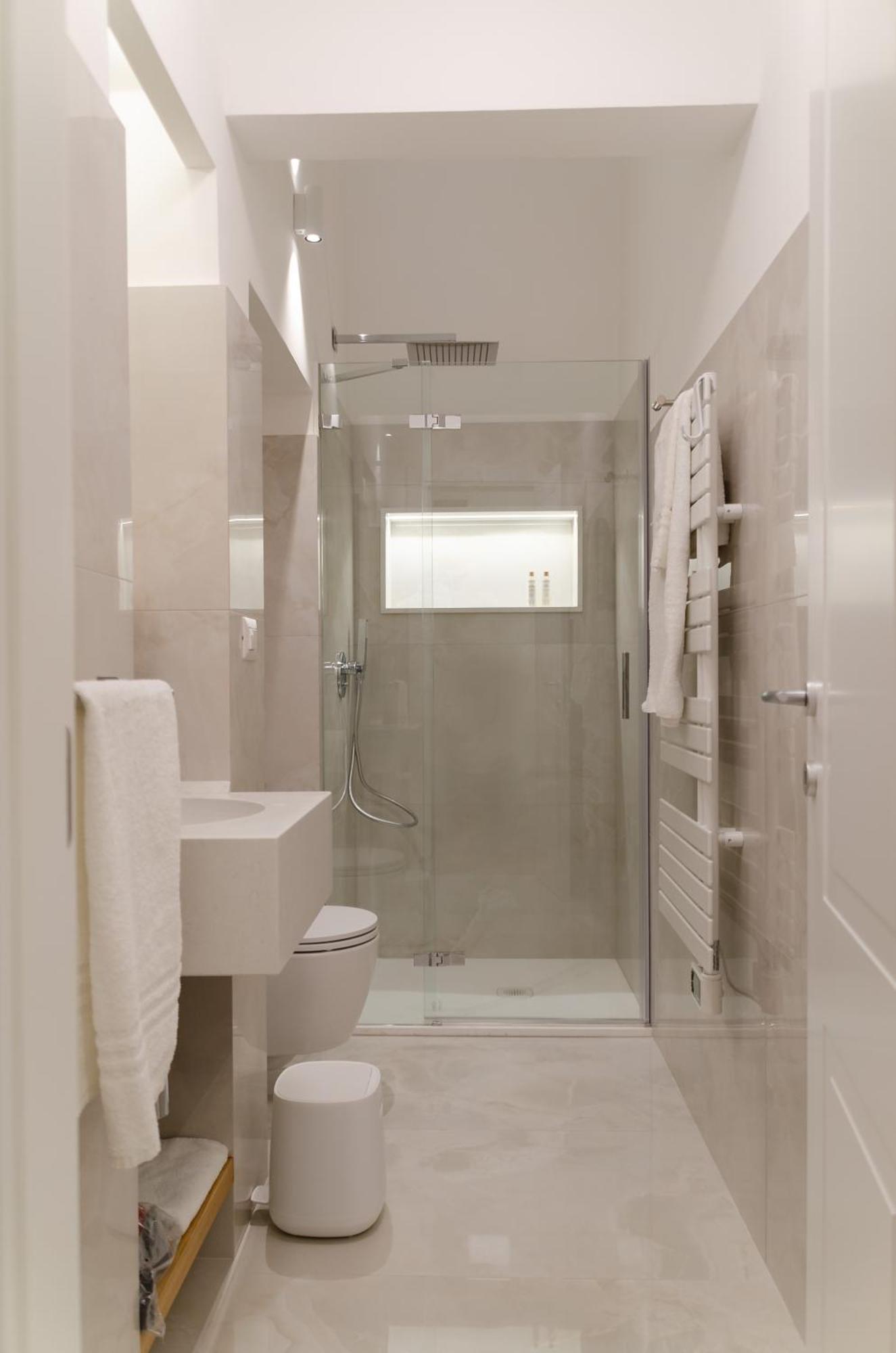 Apulialux - San Lorenzo Luxury Apartment Con Jacuzzi In Centro 브린디시 외부 사진